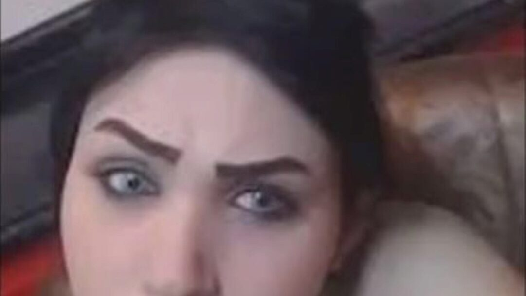 Arab gal in a Hijab gets her ass fucked 874